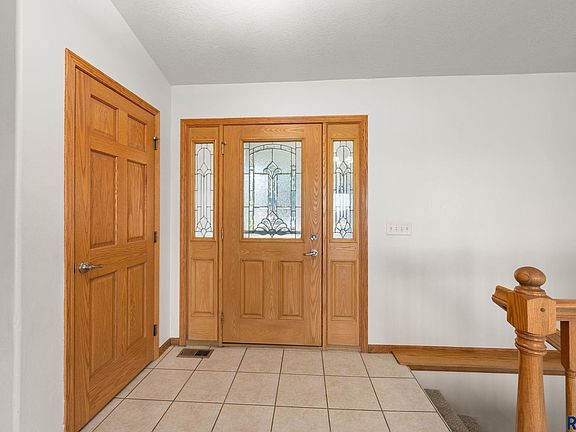 4th image of 7720 W Justice St