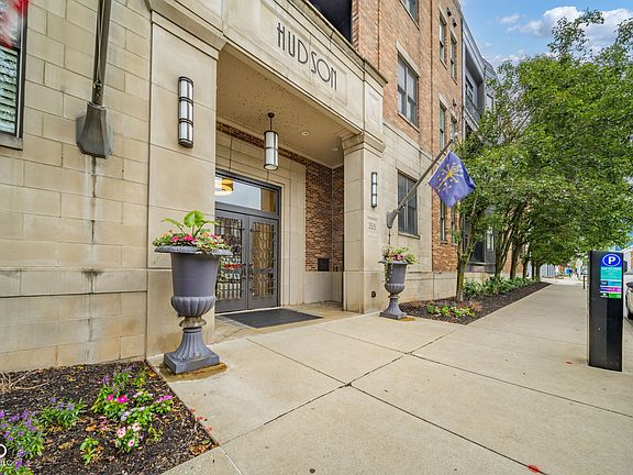 3rd image of 355 E Ohio St #309