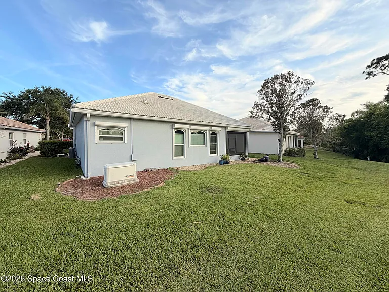 8006 Bradwick Way — Photo 10