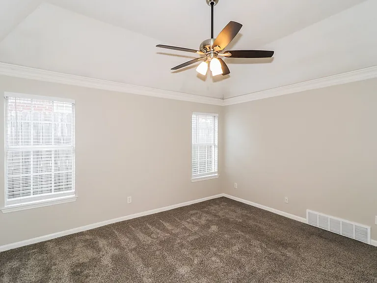 1067 Cross Meadow Rd — Photo 9