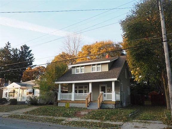 5th image of 479 Kenwood St NE