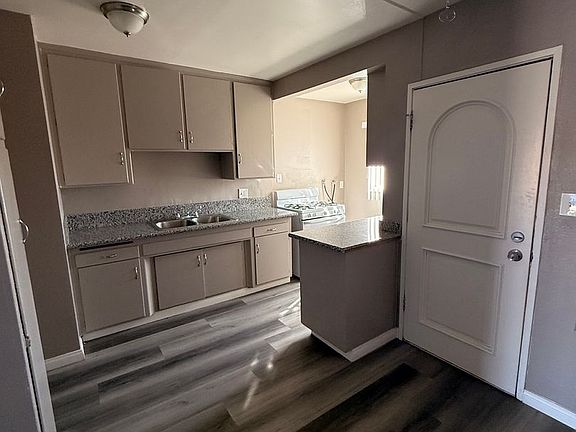 4th image of 238 N Gold Canyon St #S307a