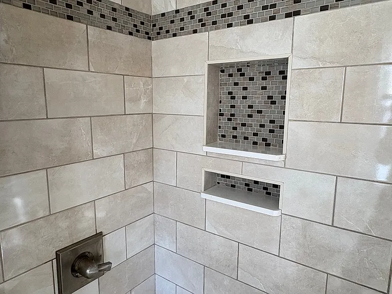 30 Whitman Ave — Photo 15