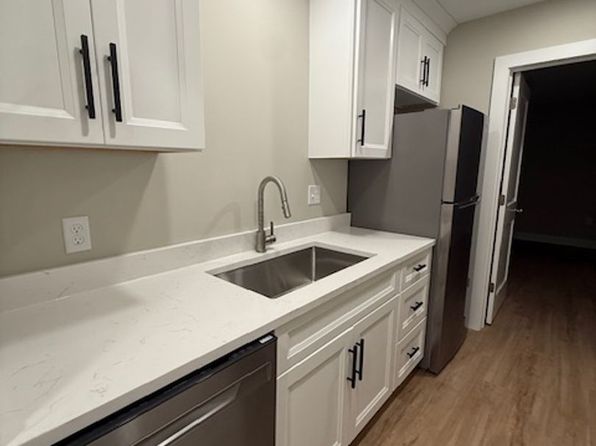 1910 Springfield Rd #208