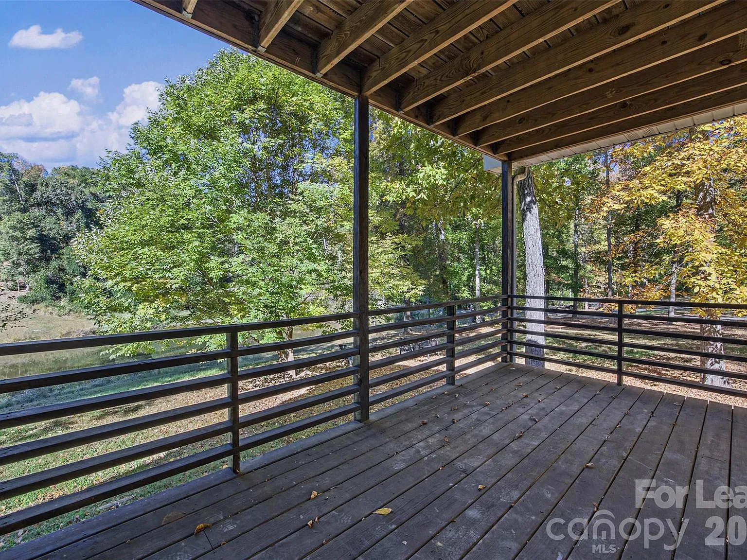 1 bed, 1.0 bath, 780 sqft, $1,350 — Photo 2