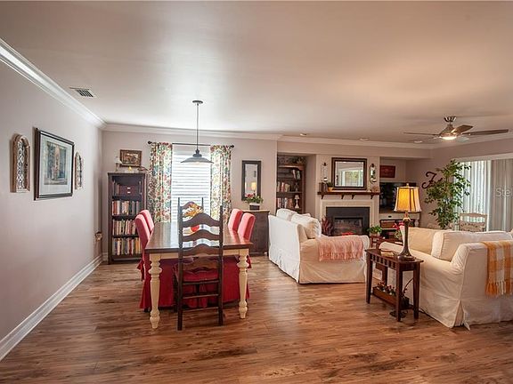 3rd image of 3034 Ringwood Mdw #18