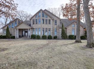 575A County Road 2550 N, Mahomet, IL 61853