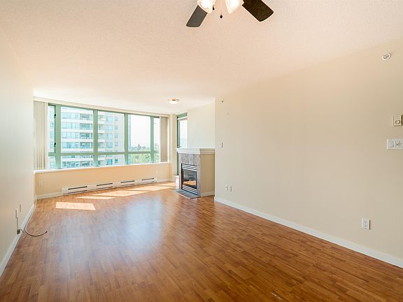 5th image of 6659 Southoaks Cres #1105