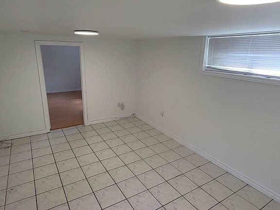 2nd image of 189 Cherrywood Dr