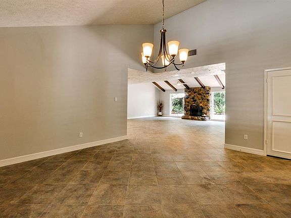 5th image of 3818 Honey Brook Dr
