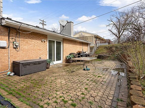 5th image of 5901 Clematis Dr