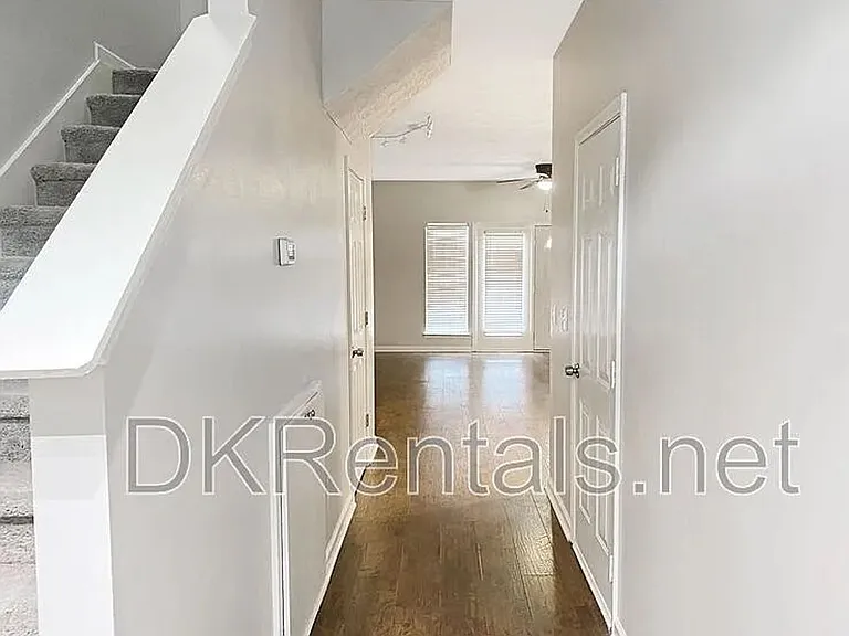 4416 Stone Gate Way — Photo 21