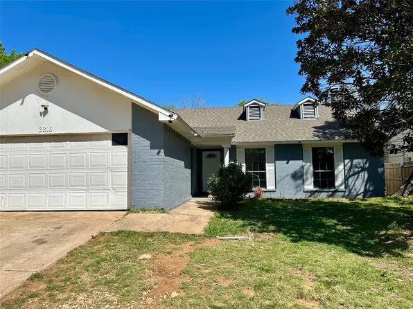3816 Seven Gables St, Fort Worth, TX 76133