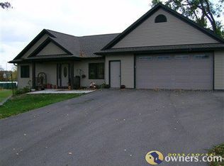 N7052 Airport Rd, Beaver Dam, WI 53916