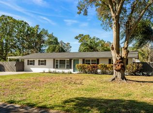 412 Deville Dr E, Largo, FL 33771