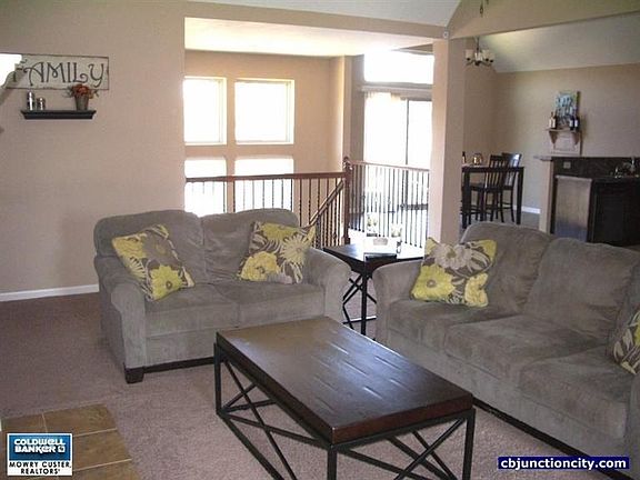 3rd image of 1820 Nicole Ln