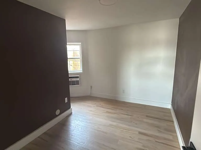 28 Providence St — Photo 19