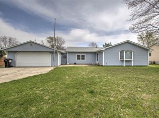 4560 Needle Rd, Decatur, IL 62526