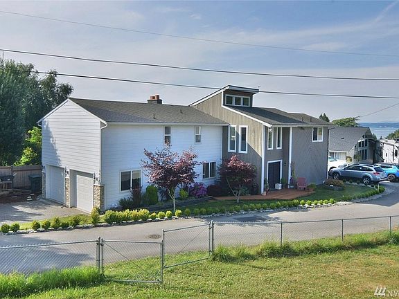 2nd image of 3625 Geyer Ln