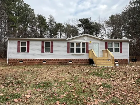 270 Gem Stone Loop, Summerfield, NC 27358