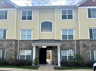 3412 Lincoln Hwy E #301, Paradise, PA 17562