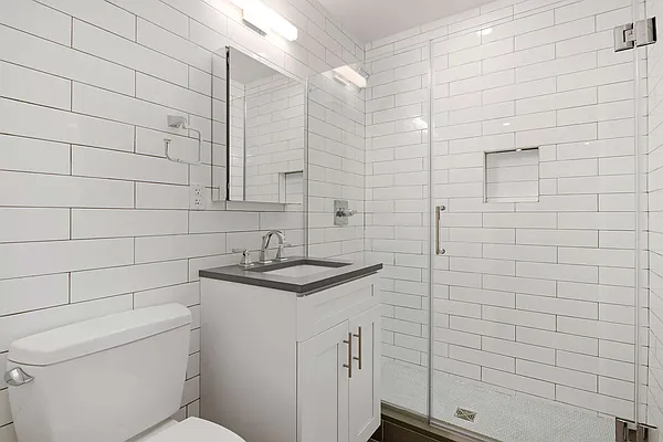 Rented by Cooper & Cooper Real Estate | media 9