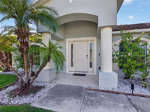 5th image of 2502 Nature Pointe LOOP