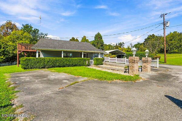 1st image of 304 Shaddon Rd