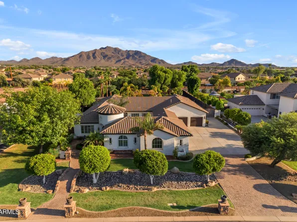 3279 E VALLEJO Court, Gilbert, AZ 85298