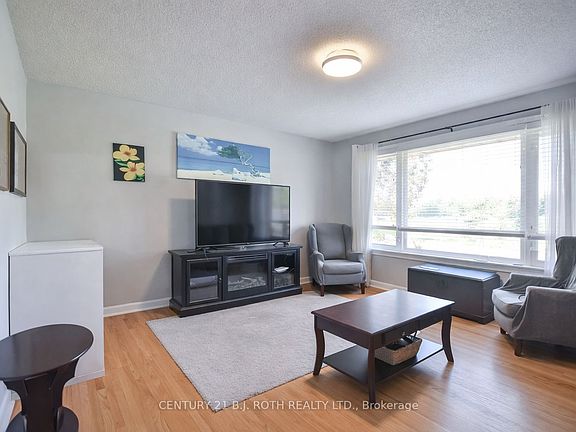 3rd image of 63 Davidson St