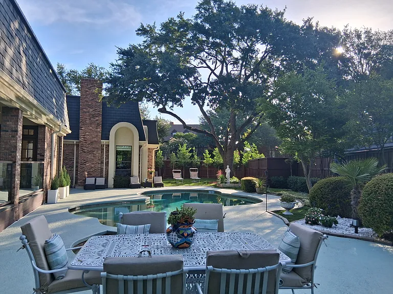 100 Sewell Ct — Photo 1