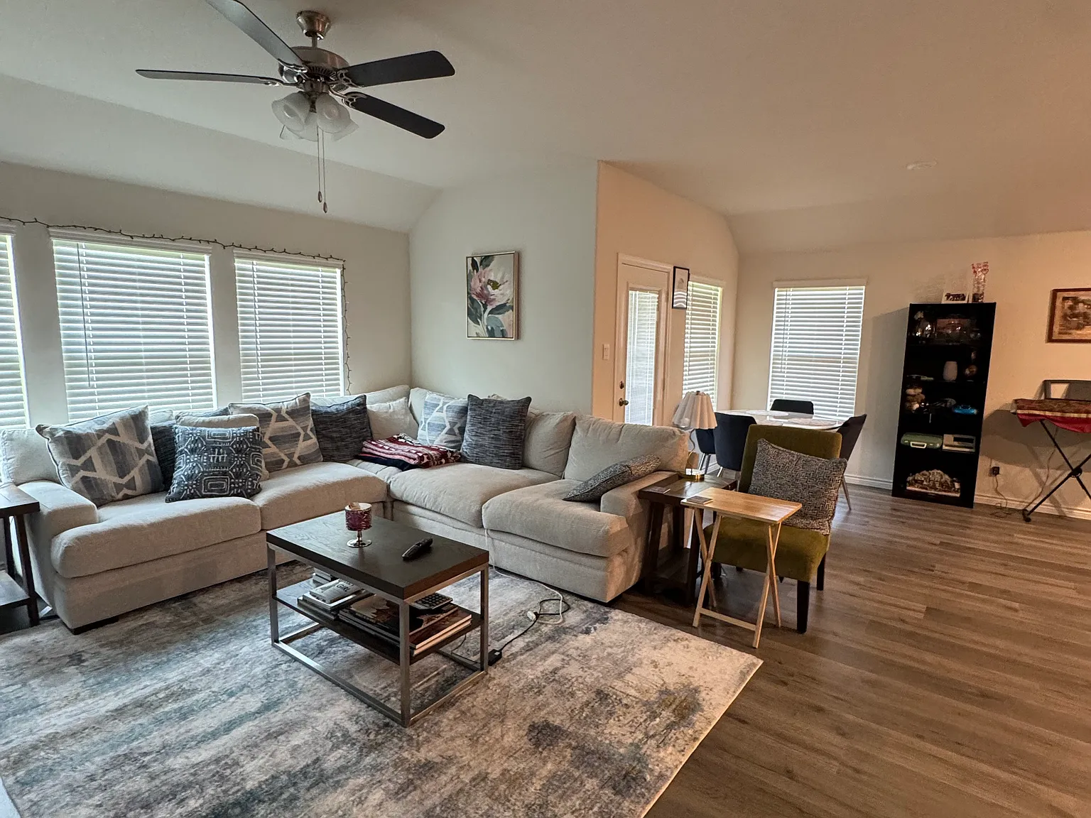 9808 Elk Falls Ln — Photo 3