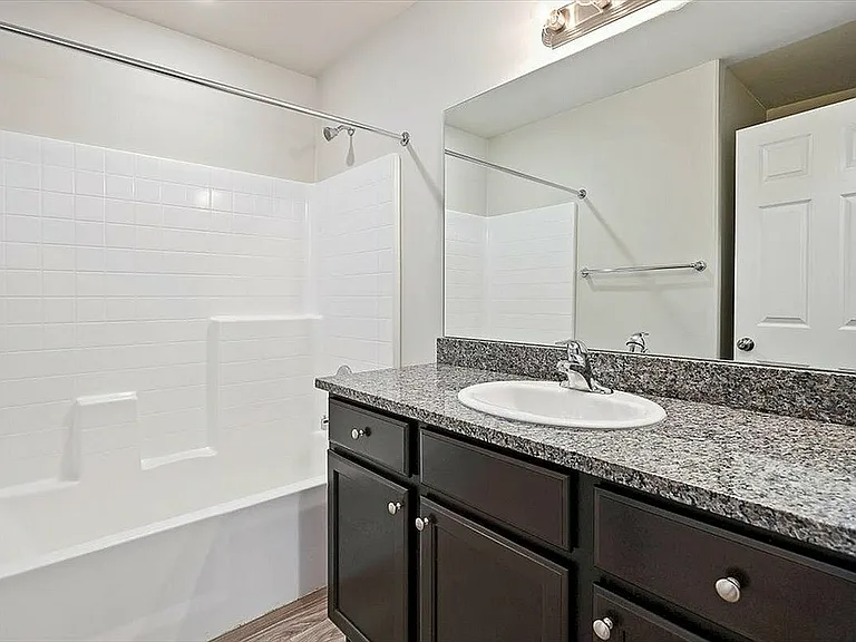 24-Bathroom