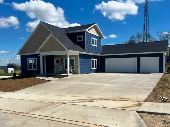 2306 Tiffany Ct, Dubuque, IA 52001