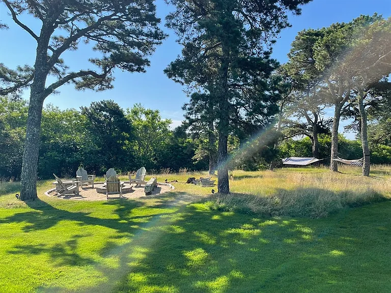 1 Pochick Ave — Photo 34