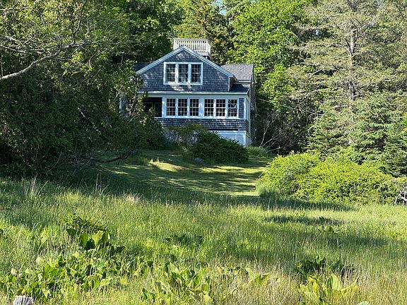2nd image of 114 Tehan Lane