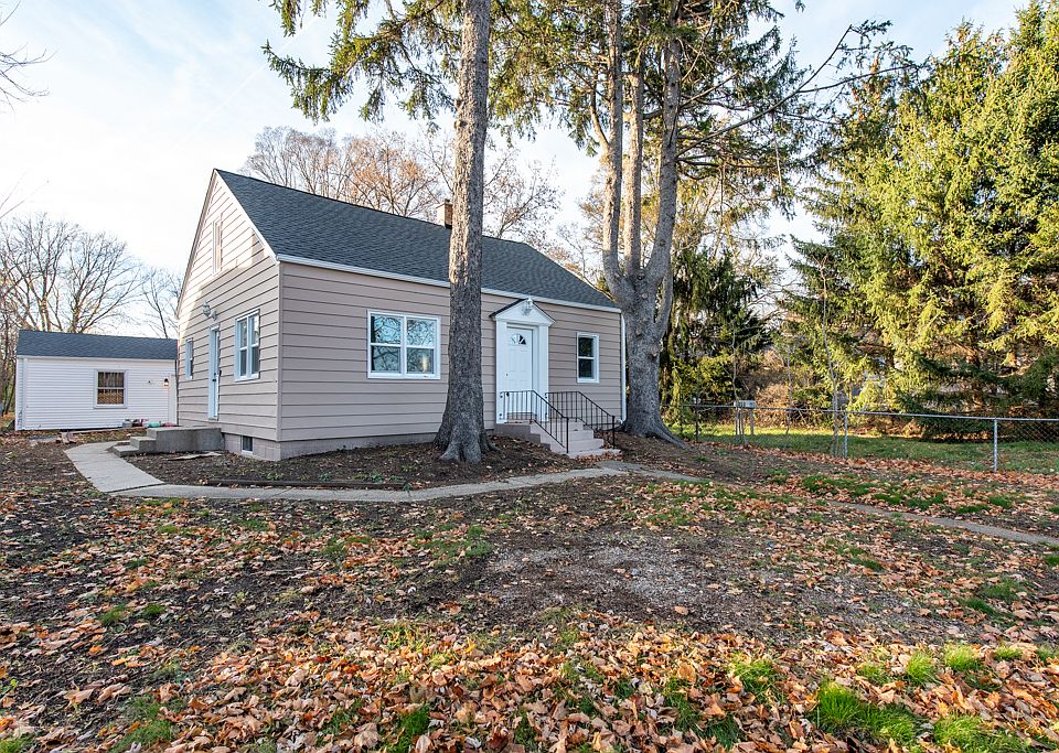 1st image of 2620 Edina Blvd