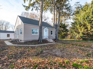 2620 Edina Blvd, Zion, IL 60099