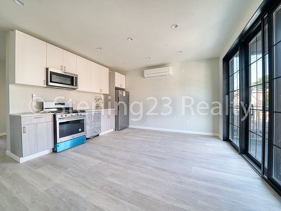 2nd image of 25-30 21st St #1