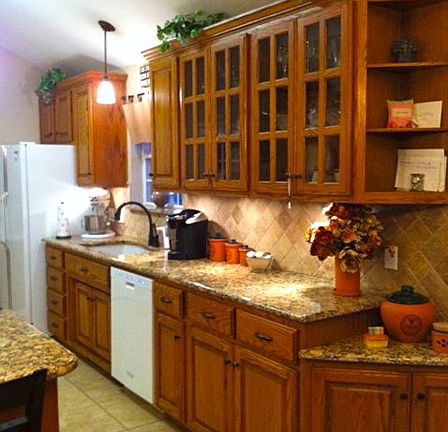 Under cabinet lighting