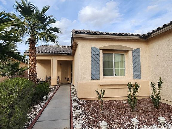 4th image of 1808 Logan Valley Ln