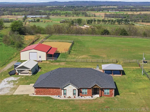 107188 S 4570th Rd, Sallisaw, OK 74955
