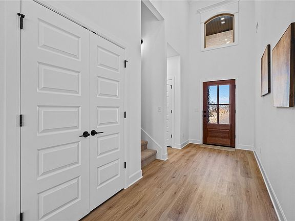 3rd image of 6809 SW Basswood Ave