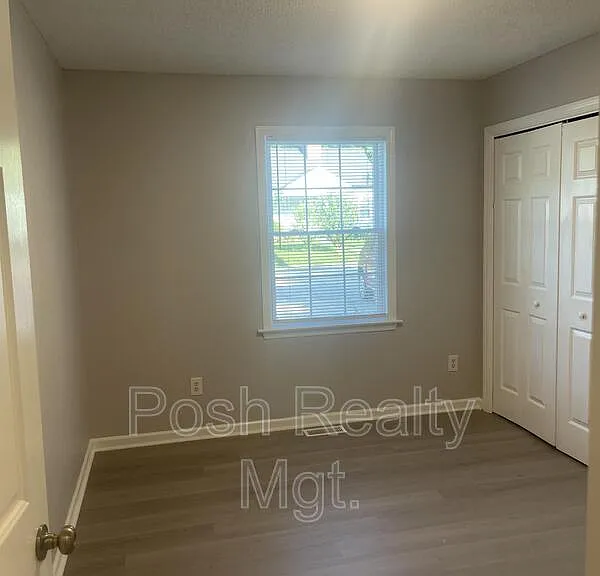 1409 Randolph Ave — Photo 7