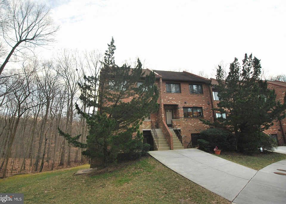 1st image of 3854B Steppes Ct