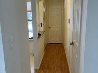 502 Woodbridge Commons Way, Iselin, NJ 08830