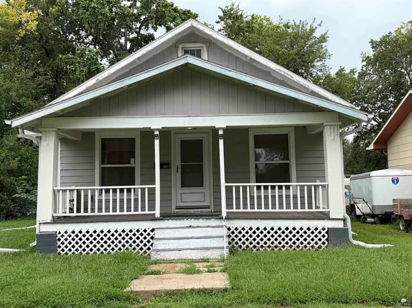 512 NE 6th St, Abilene, KS 67410