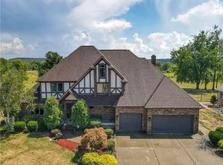 109 Rosewood Dr, Aliquippa, PA 15001