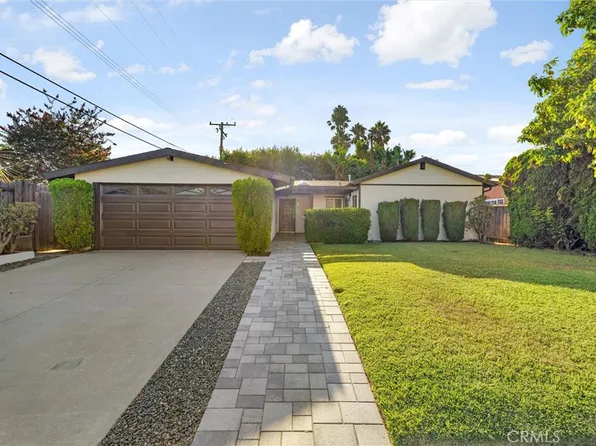 2901 Royal Palm Dr, Costa Mesa, CA 92626