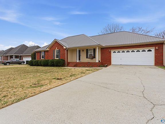 2nd image of 112 Gerald Dr